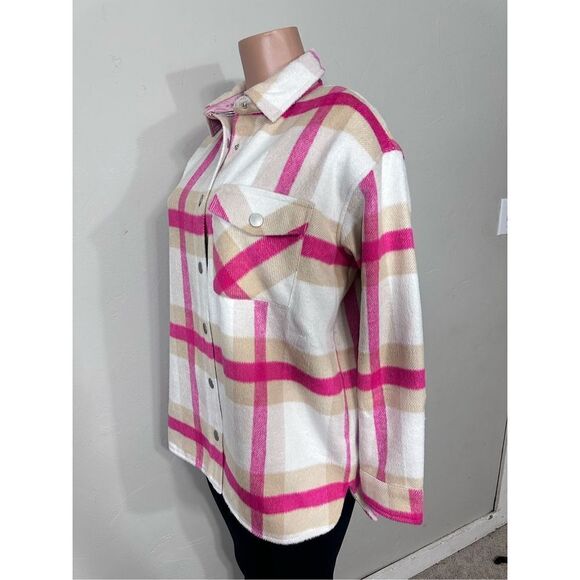 New. Monroe plaid shacket. Oversized. XS. Retails $298 - Picture 11 of 14